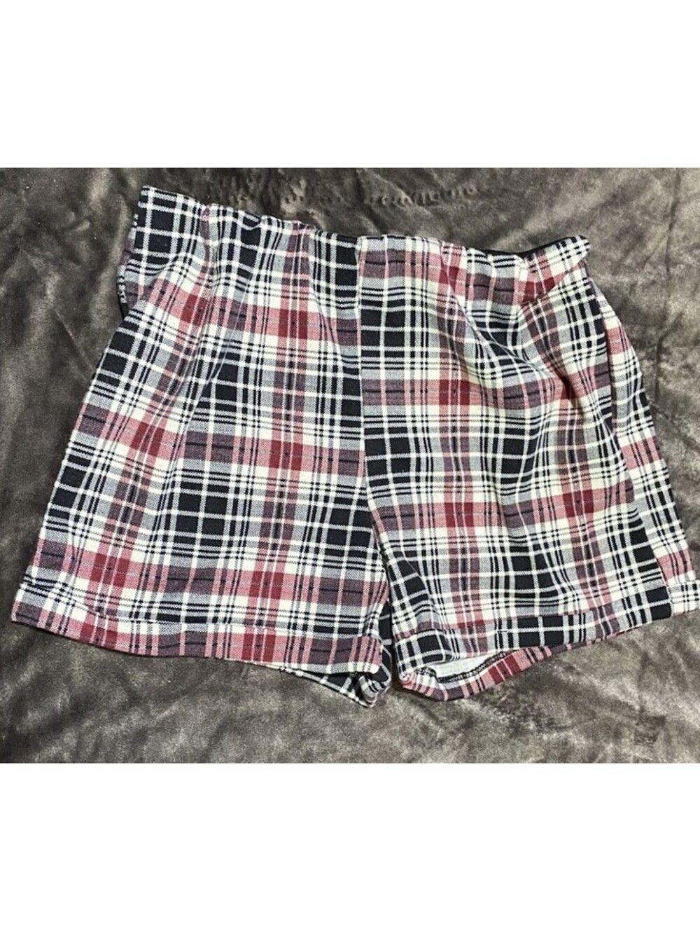 Living Doll Plaid Shorts Size Medium Red Black Elastic Waist Made in USA